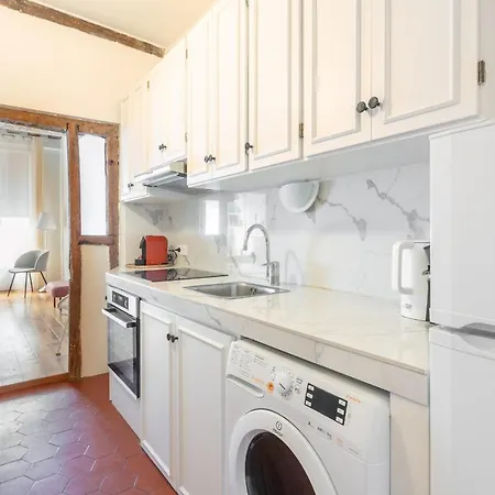 Guestready - Bright 1-bedroom Flat 2min From Saint-paul Metro Paris