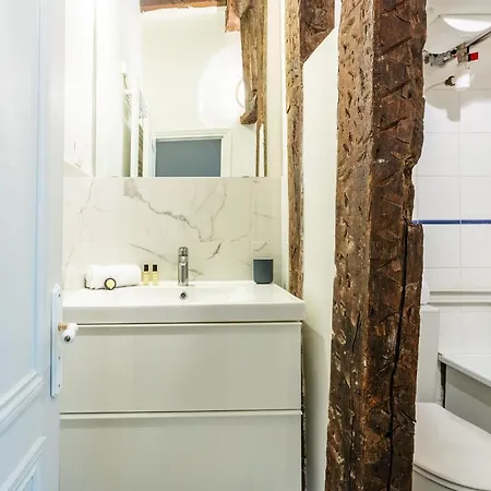 Guestready - Bright 1-bedroom Flat 2min From Saint-paul Metro